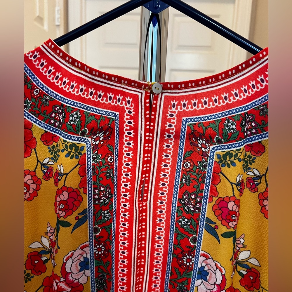 Umgee Vintage Pink and Red Floral V-Neck Top - Picture 5 of 7